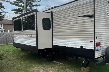 Dorothy's Keystone HideOut 274LHS Travel Trailer