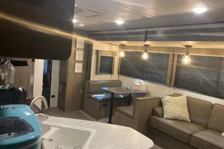 Amazing Keystone Hideout Travel Trailer