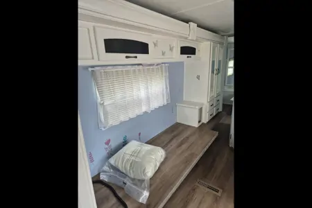 Eric & Sue,s Forest River Surveyor Travel Trailer