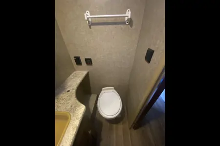 Thomas's Venture RV Sonic lite Travel Trailer