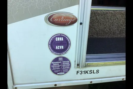 Beautiful Cameo 5th Wheel