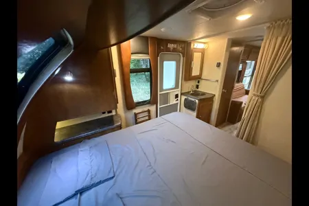 Adventure ready Lance 2285 Travel Trailer We Deliver & Setup!!!