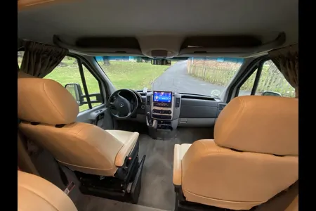 Meet "Grace" Leisure Travel Van Unity CB Class B