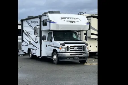 Suzi Sunseeker Class