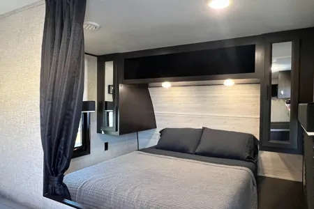 Lucas's Jayco Jay flight 264BHW Travel Trailer