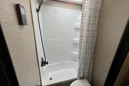 Lucas's Jayco Jay flight 264BHW Travel Trailer