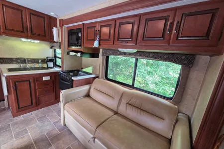 Mount Harmony Forest River Sunseeker Class C