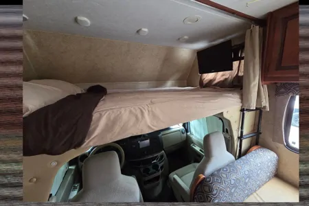 Mount Harmony Forest River Sunseeker Class C