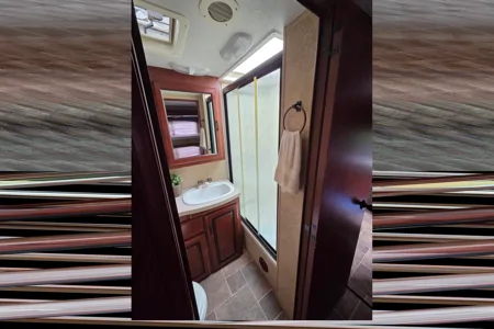 Mount Harmony Forest River Sunseeker Class C