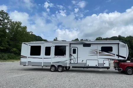 BIG HIDEAWAY KZ Durango Gold 391RKF