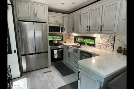 BIG HIDEAWAY KZ Durango Gold 391RKF