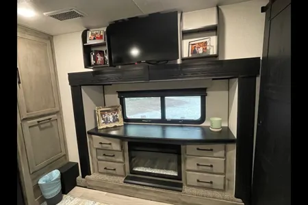 BIG HIDEAWAY KZ Durango Gold 391RKF