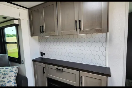 The Cairl Edition Jay Feather