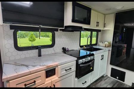 The Cairl Edition Jay Feather