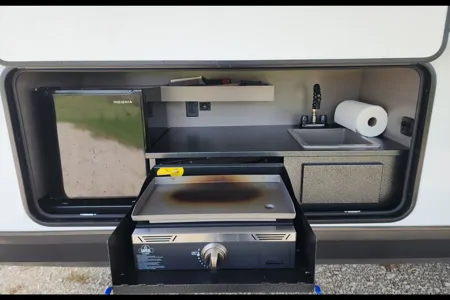 The Cairl Edition Jay Feather