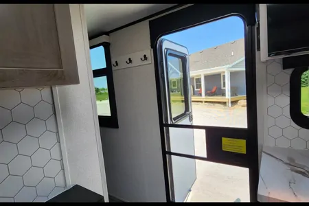 The Cairl Edition Jay Feather