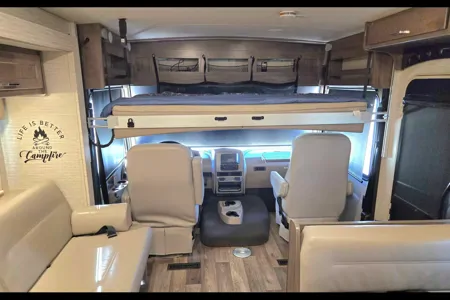 Winnebago Sunstar Class A