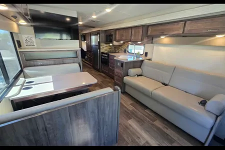 Winnebago Sunstar Class A