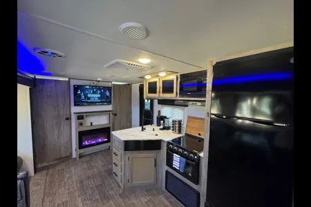 Ultimate NorCal Glamping Trailer | Off-Grid Ready