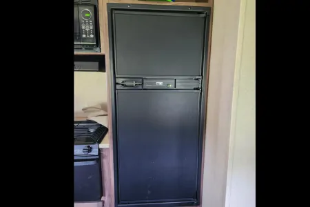 Krista's Family Trailer -Coleman 295QBS
