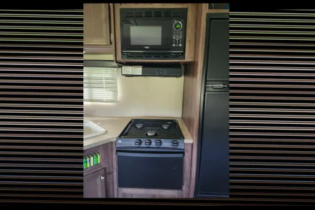 Krista's Family Trailer -Coleman 295QBS