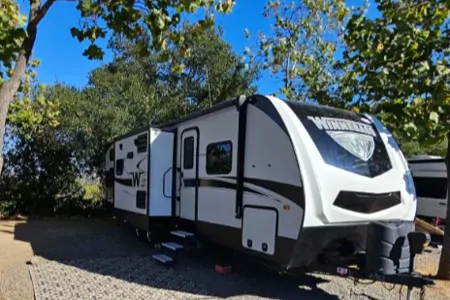 Glampy's Winnebago Minnie Plus Travel Trailer