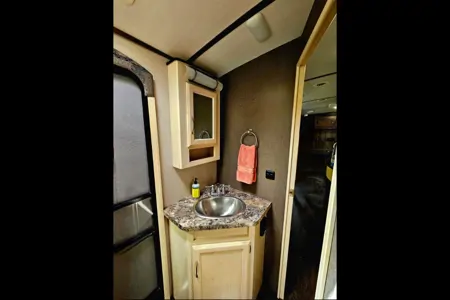 Glampy's Winnebago Minnie Plus Travel Trailer