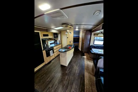 Glampy's Winnebago Minnie Plus Travel Trailer