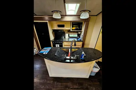 Glampy's Winnebago Minnie Plus Travel Trailer