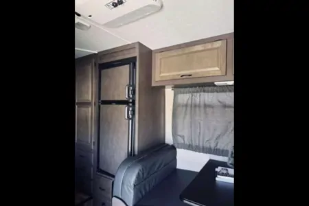 2019 Thor Majestic (Arvie) - New owner Special + Military Discount