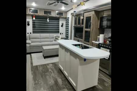 Ron's Forest River 36bhq Fifth Wheel