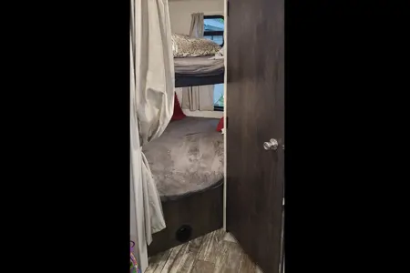 Crystal's Starcraft Autmn Ridge Travel Trailer