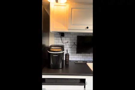 Suzy's Jayco Bullet Travel Trailer