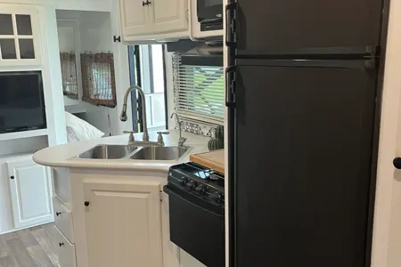 Suzy's Jayco Bullet Travel Trailer
