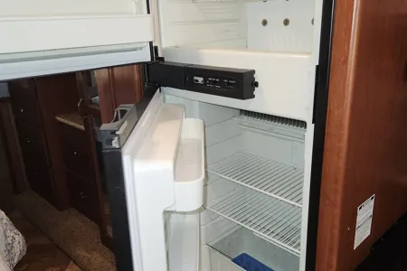 Michael and Jonna's Thor Ace motorhome Ace 29.3 Class A
