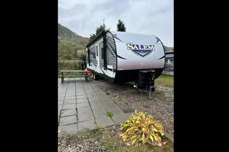 Fadi's Forest River Salem 27DBU Travel Trailer