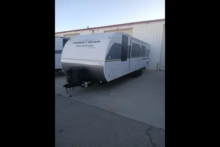 Vincent's Forest River Wildwood x lite Travel Trailer