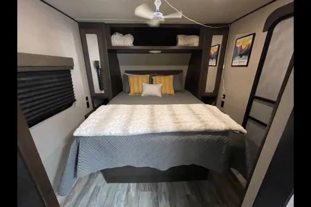 Spacious, Clean, Escape-Ready Trailer – Tow & Go!