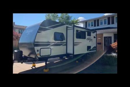 Michel 's Imagine Grand Design 22MLE Travel Trailer