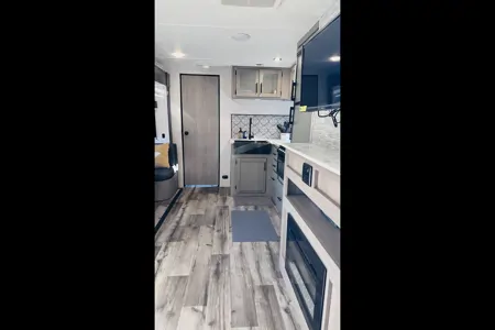 Rasheela's Coleman 2856H5 Travel Trailer