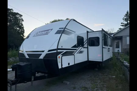Rasheela's Coleman 2856H5 Travel Trailer