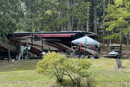 scott's Winnebago tour42 QD Class A