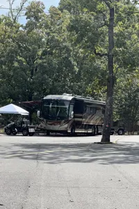 scott's Winnebago tour42 QD Class A