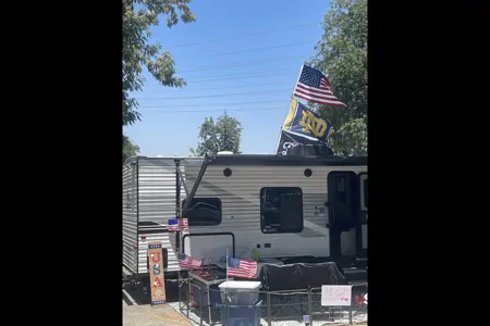 Robert's Jayco 260BHW Travel Trailer