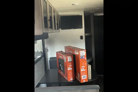 Robert's Jayco 260BHW Travel Trailer