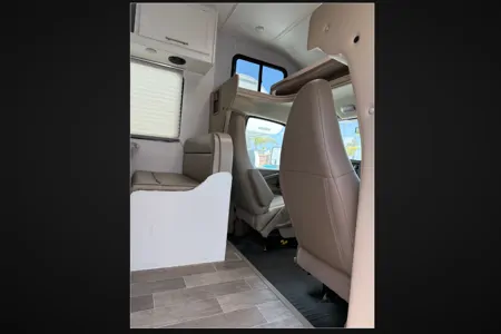 C2 2022 Thor Chateau 22e