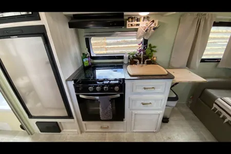Rita - Forest River Rockwood Geo Pro 19FD Travel Trailer
