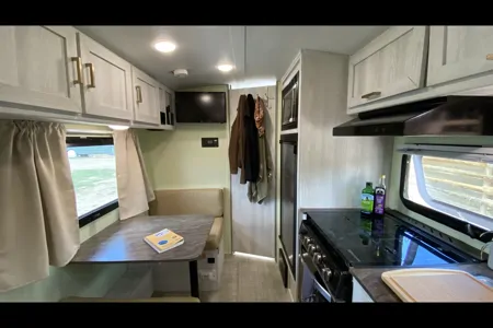 Rita - Forest River Rockwood Geo Pro 19FD Travel Trailer