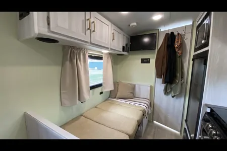 Rita - Forest River Rockwood Geo Pro 19FD Travel Trailer