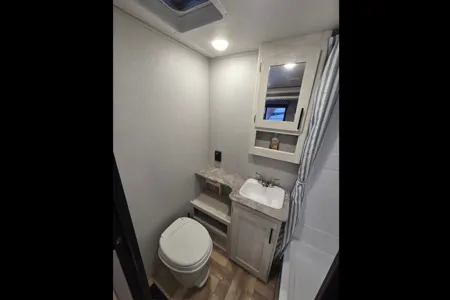 2023 comforline bunkhouse